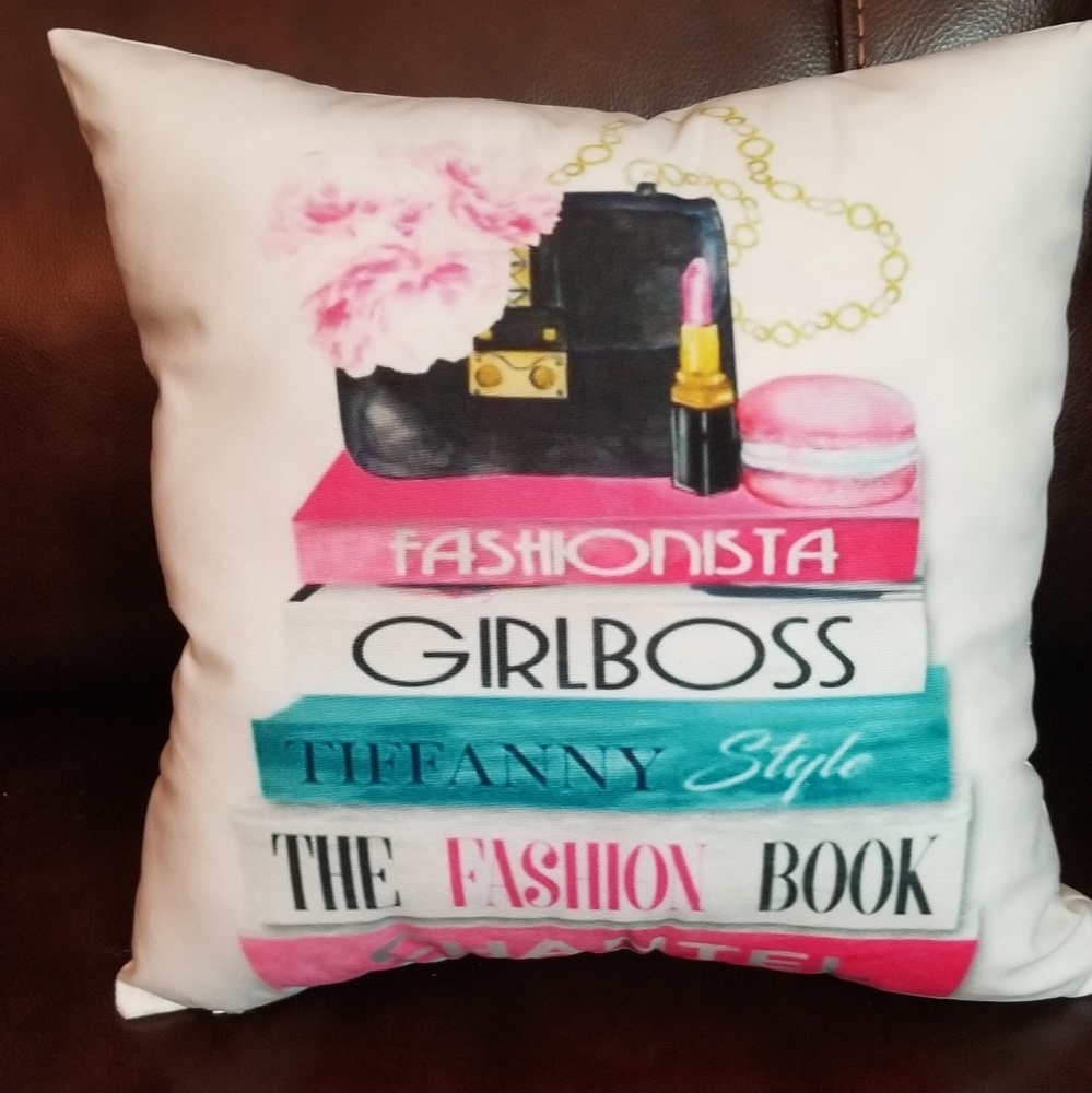 Decorative pillow